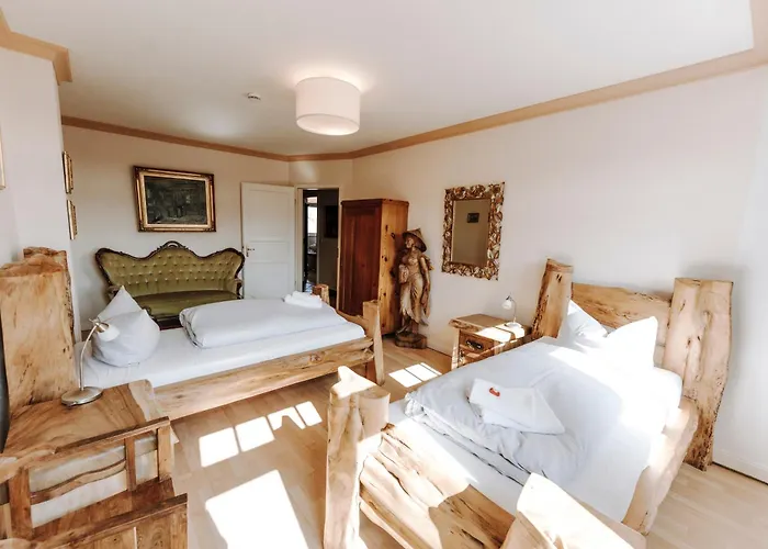 Josephine Apartment
